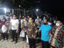 BERKUNJUNG KE JOGJA, PAK MENTERI MAKAN MALAM DI INDRAYANTI