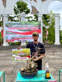 TRAINER DARI TEPUS BERHASIL MENJUARAI KOMPETISI DAN PAMERAN EKONOMI KREATIF BONSAI GUNUNGKIDUL