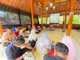 Pertemuan Evaluasi PML Tepus di Homestay Kayu Watu Desa Wisata Tepus 