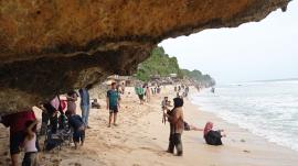 Hidden Gem Pantai Watulawang Menjadi Destinasi Wisata Unggulan Selama Liburan Nataru