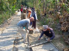 Progres Pengerjaan Corblok Jalan Nanas Dongsari Capai 50 Persen