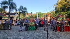 Tiga Gunungan Simbol Persatuan Warnai Puncak Hari Jadi Kalurahan Tepus ke 77