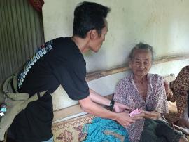 Penyaluran BLT Dana Desa Secara Door to Door Wujudkan Kepedulian dan Transparansi