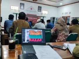 Peningkatan Keimanan Pamong: Kegiatan Bimbingan Baca Al-Qur’an Jelang Rakor Rutin
