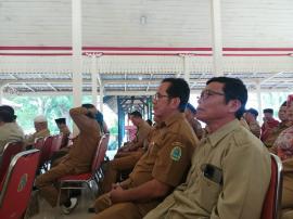Lurah Tepus Hadiri Penyerahan Penghargaan Administrasi Kependudukan di Bangsal Sewoko Projo