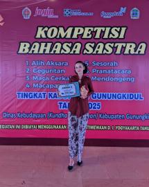 Tiga Putra Putri Kalurahan Tepus Mendapatkan Kejuaraan dalam Lomba yang Digelar Dinas Kebudayaan