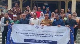Diskusi Pelaku UMKM dan Pengelola Desa Wisata Tepus Bersama Akademisi Internasional