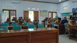 Rakor Pamong Kalurahan Tepus Bahas Evaluasi Penyaluran KKS dan Penyampaian Program Kasi Kaur