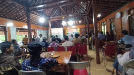 Lurah Tepus Hadiri Rapat Koordinasi dan Sosialisasi Shooting Film Don’t Panic