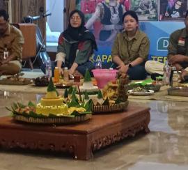 Makan Malam dengan Tumpeng dan Kenduri, Sajian Unik dan Menarik Visitasi WIA di Dewi Kampus