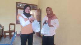 Penyaluran PMT Tahap Kesembilan bagi Bumil Berisiko Stunting di Kalurahan Tepus