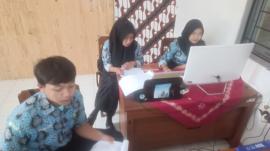 Siswa PKL SMKN 1 Tepus Kerjakan Profil Desa di Kalurahan Tepus