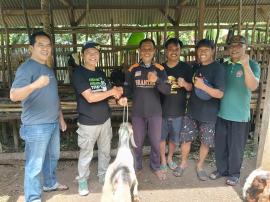 Lurah Ikut Dalam Penyaluran Hewan Ternak dari BUMKal ke Penggaduh di Gembuk dan Ngasem