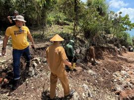 Monitoring Peningkatan Akses Jalan Wisata Pantai Beling
