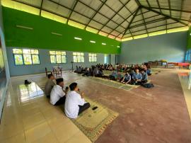 Penyampaian Materi Anti Bullying di SLB Puspa Melati Padukuhan Pudak