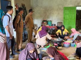 Monitoring Pemberdayaan KPM PKH dan BPNT di Padukuhan Blekonang II