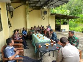 Lurah Tepus Hadiri Ramah Tamah Bersama Polsek Tepus Bahas Keamanan Nataru