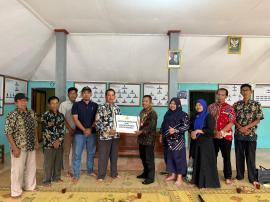 Penyerahan Bantuan Sumur Bor di Padukuhan Pudak dalam Rangka HUT KORPRI ke-54