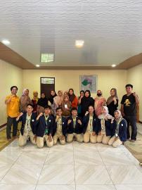 Kolaborasi Masyarakat Singkil dan Mahasiswa KKN Politeknik LPP Yogyakarta