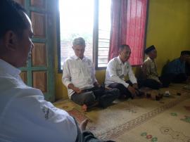 Lurah dan Pamong Kalurahan Tepus Takziah ke Rumah Duka Almarhumah Ibu Ngatini di Blekonang III