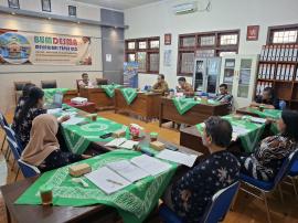 Lurah Tepus Hadiri Rapat Koordinasi Pengelola Bumdesma Mekarsari Tepus LKD