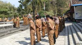 Apel Rutin Pamong Kalurahan Tepus Bahas Persiapan HUT ke-81 Kemerdekaan RI